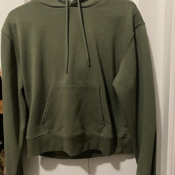 Women’s lightly used hoodies/jacket - Picture 5 of 5